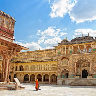 Delhi & Agra and Jaipur Tour- World Tour Management