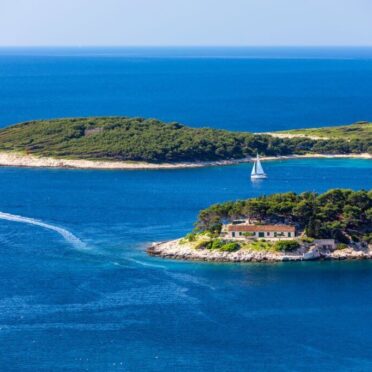 Private Sailing- World Tour Management