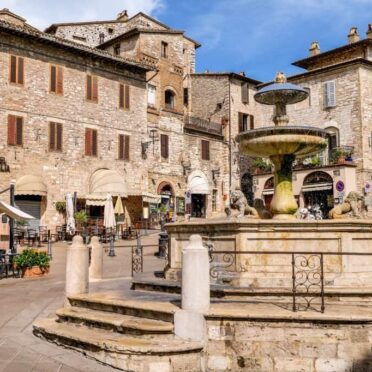 The Best of Tuscany- World Tour Management