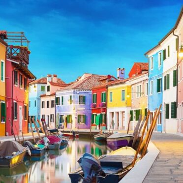 Tour Package To Venice With Airfare- World Tour Management
