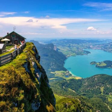 Tour of Salzburg and Hallstatt- World Tour Management