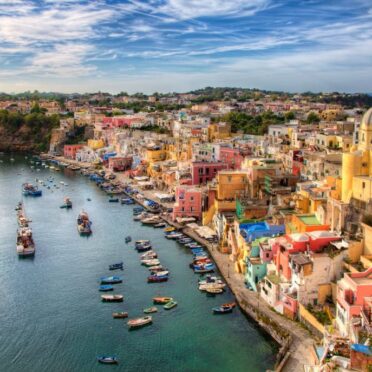 Touring Italy over 9 Days- World Tour Management