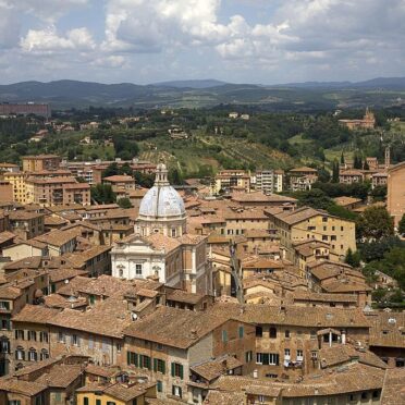 Touring Italy over 9 Days- World Tour Management