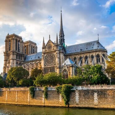 Paris & London City Tour - worldtourmanagement